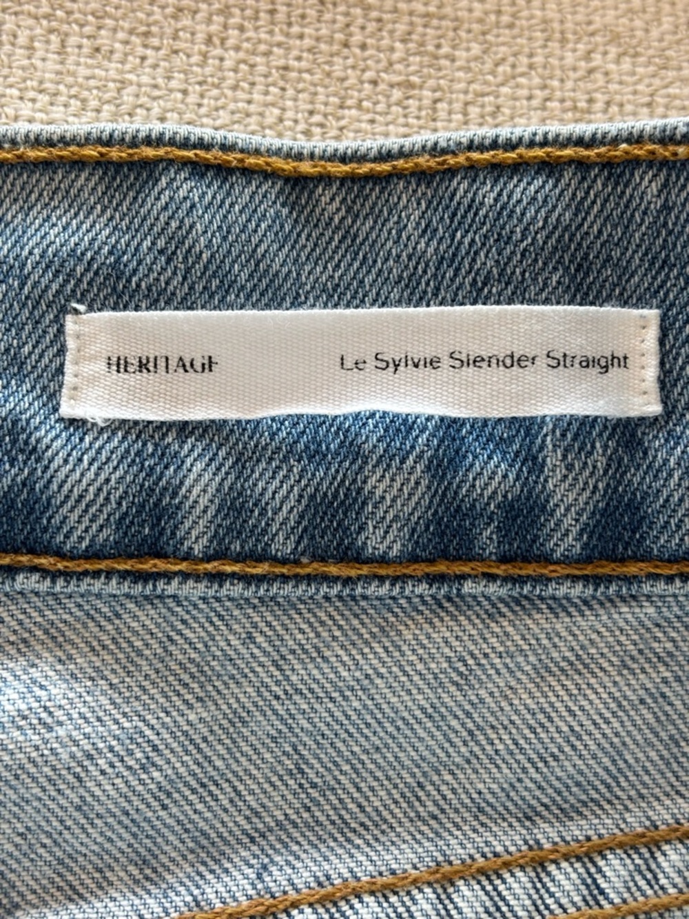 Frame Denim Light Wash Straight-Leg Jeans - Picture 4 of 7